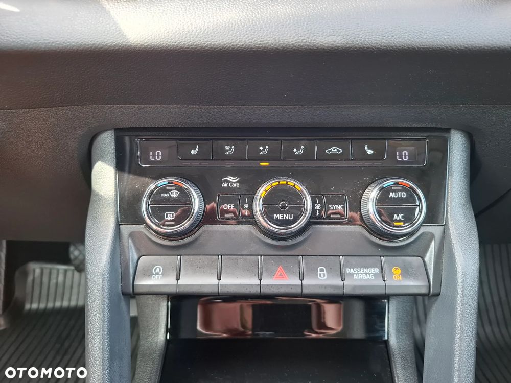 Skoda Karoq 1.6 TDI SCR DSG Ambition - 26