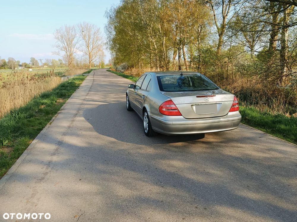 Mercedes-Benz Klasa E 500 Avantgarde - 6