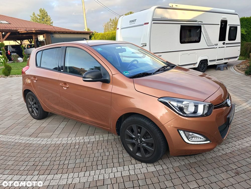 Hyundai i20 1.2 Trend - 21