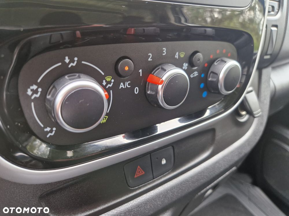 Renault TRAFIC - 23