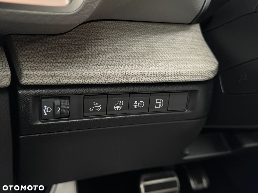Citroën C5X 1.6 PHEV 180 Feel Pack EAT8 - 34