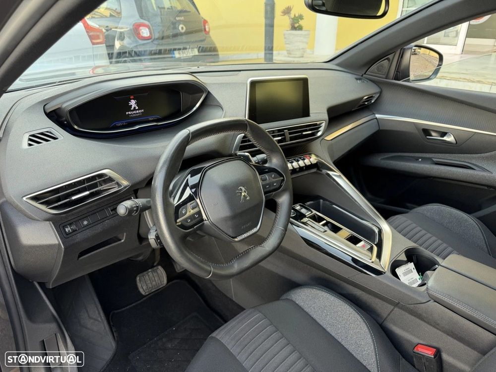 Peugeot 3008 1.2 Hybrid Active Pack e-DCS6 - 11