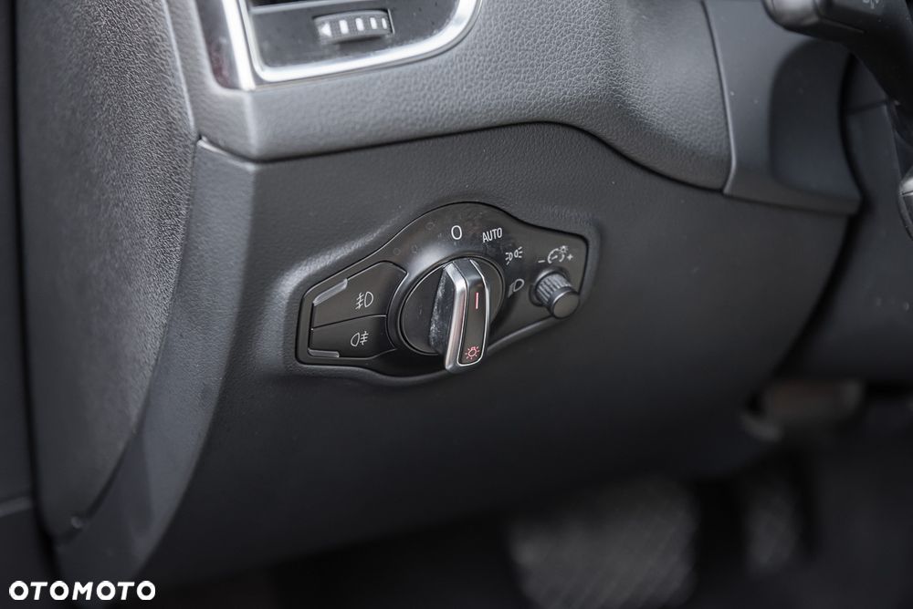 Audi Q5 3.2 FSI Quattro S tronic - 24