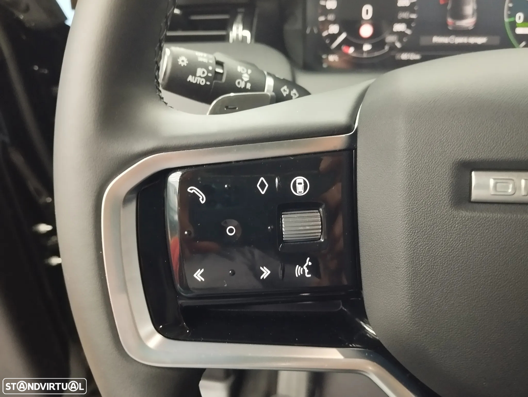 Land Rover Discovery Sport 1.5 I3 P300e AWD S - 25