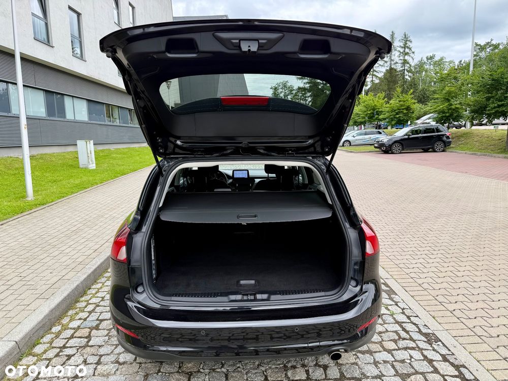 Ford Focus 1.5 EcoBlue Start-Stopp-System TITANIUM STYLE - 36