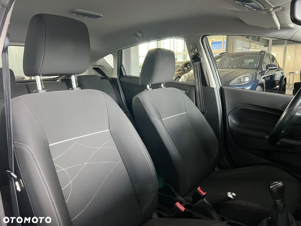Ford Fiesta 1.25 Titanium - 32
