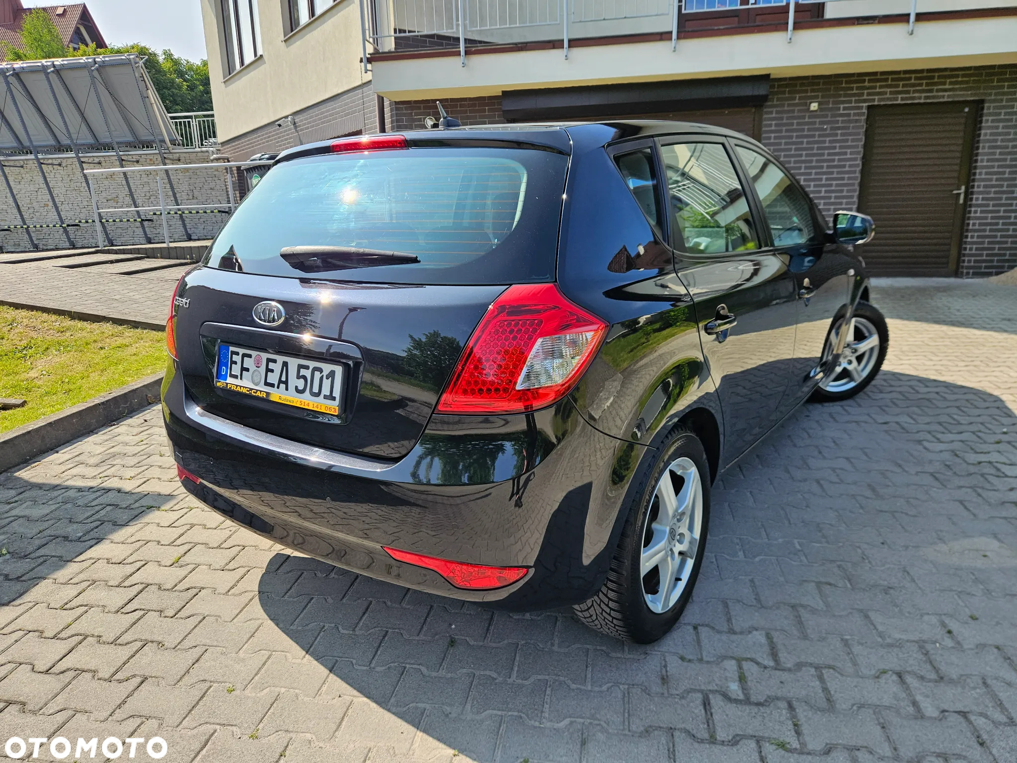 Kia Ceed 1.6 CVVT Dream-Team Edition - 3