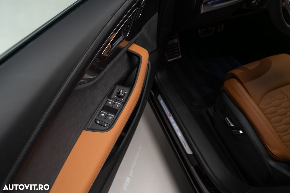 Audi RS Q8 - 12