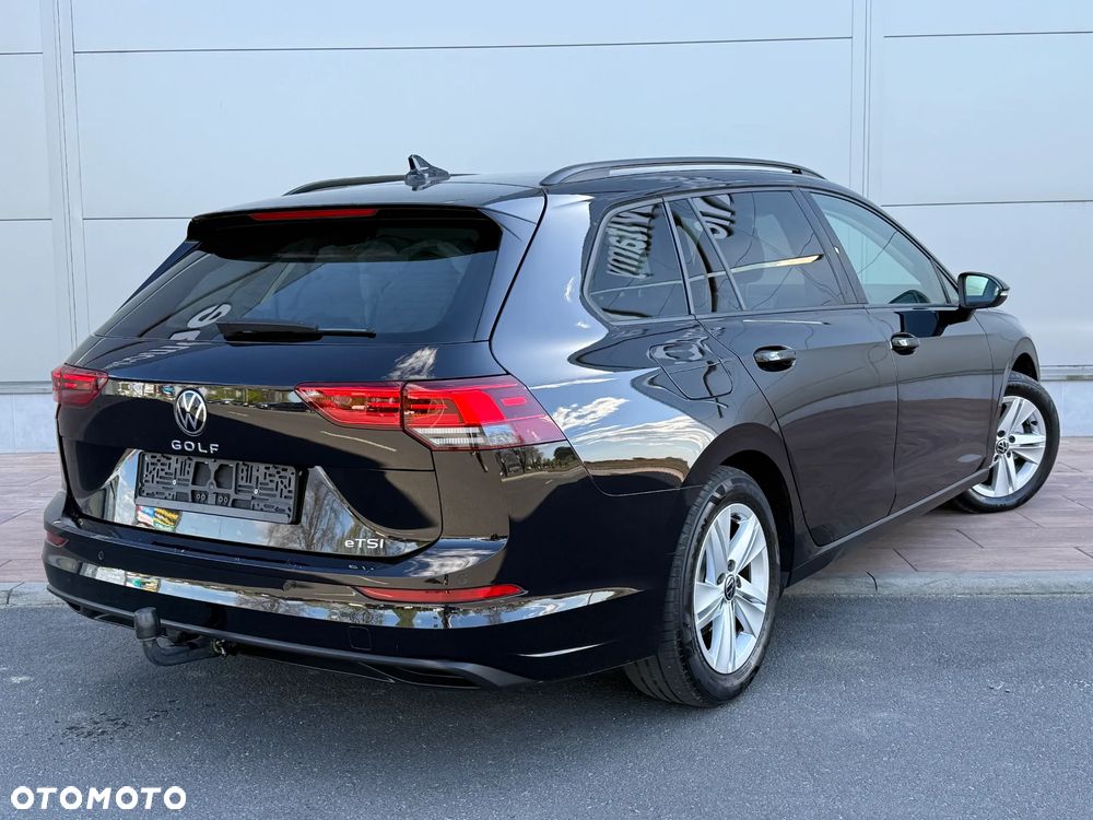 Volkswagen Golf 1.0 eTSI OPF DSG Life - 10