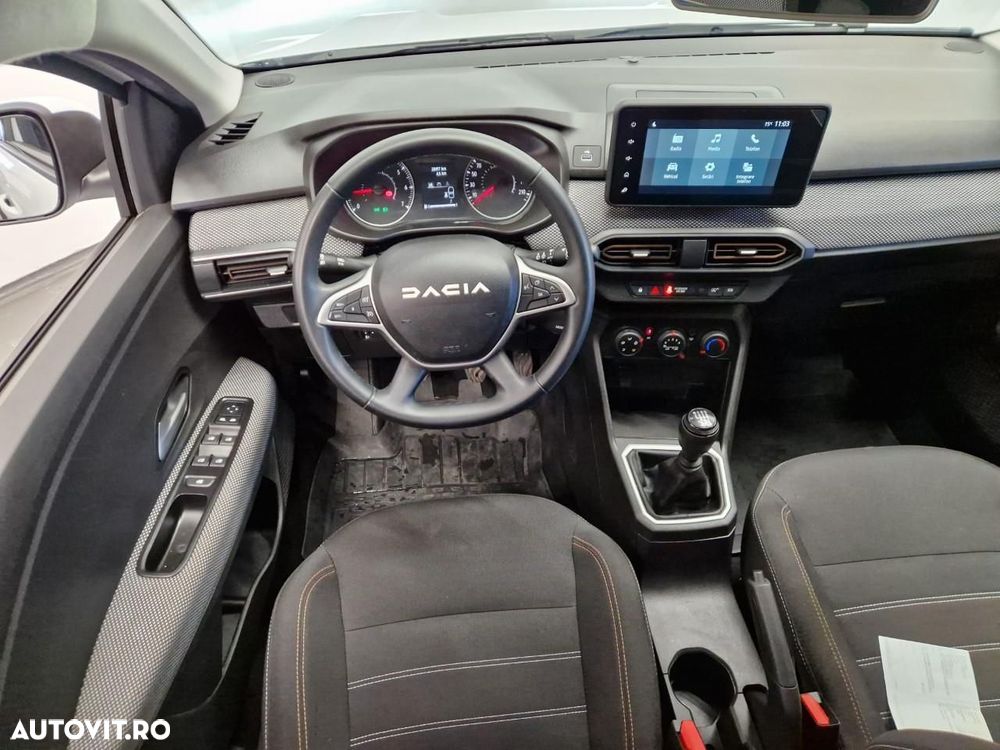 Dacia Sandero - 3