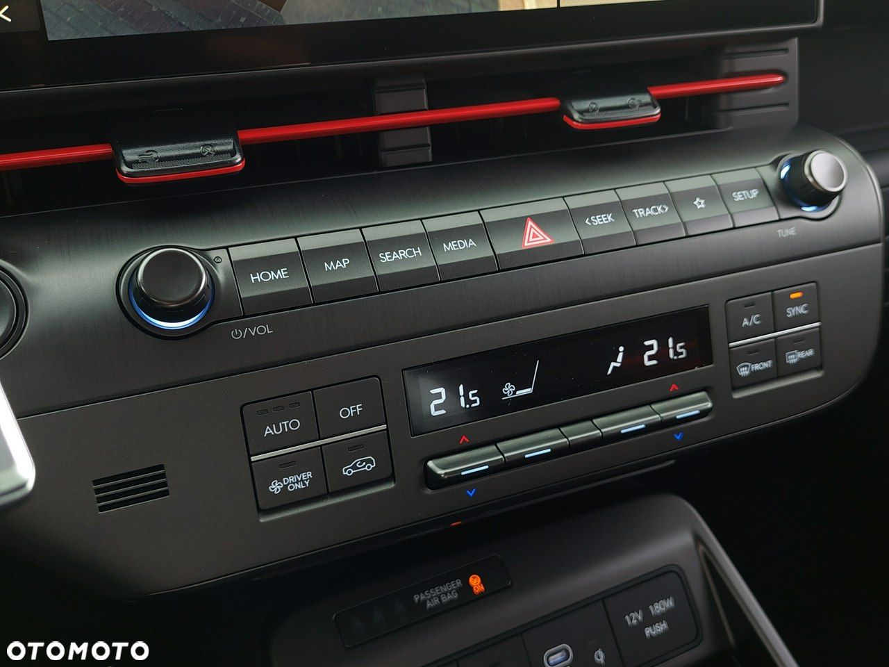 Hyundai Kona - 17