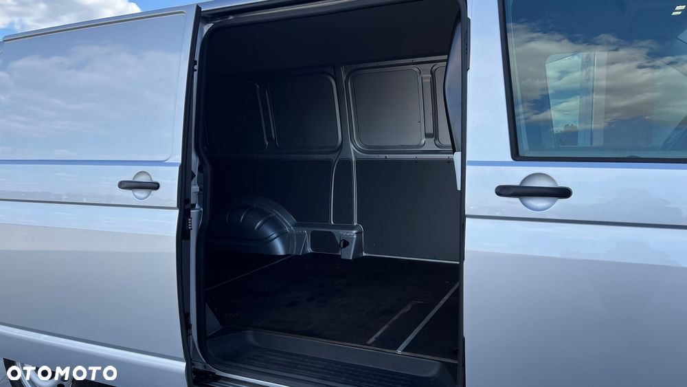 Volkswagen Transporter - 14