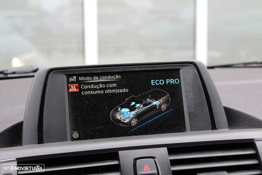 BMW 218 d Cabrio Line Sport - 23