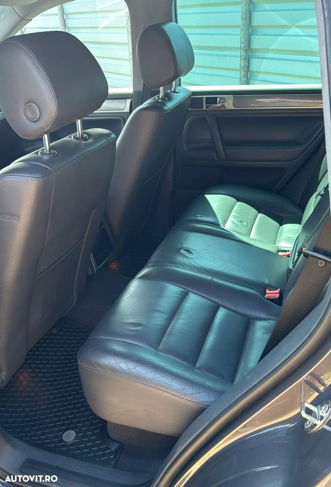 Volkswagen Touareg - 10