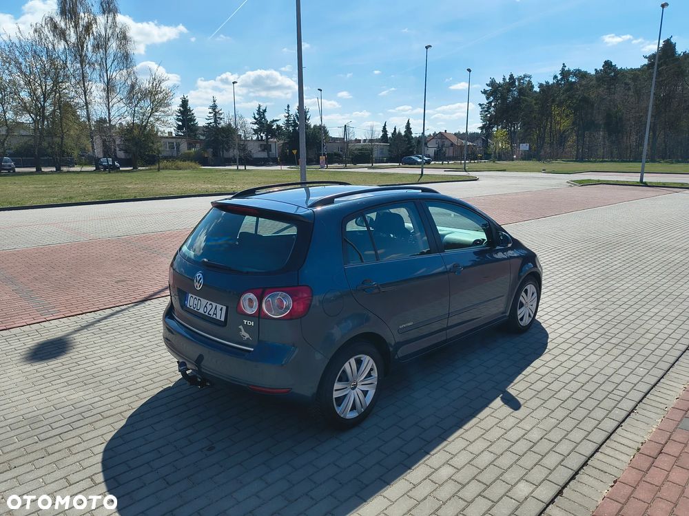 Volkswagen Golf Plus 2.0 TDI DPF Comfortline - 8