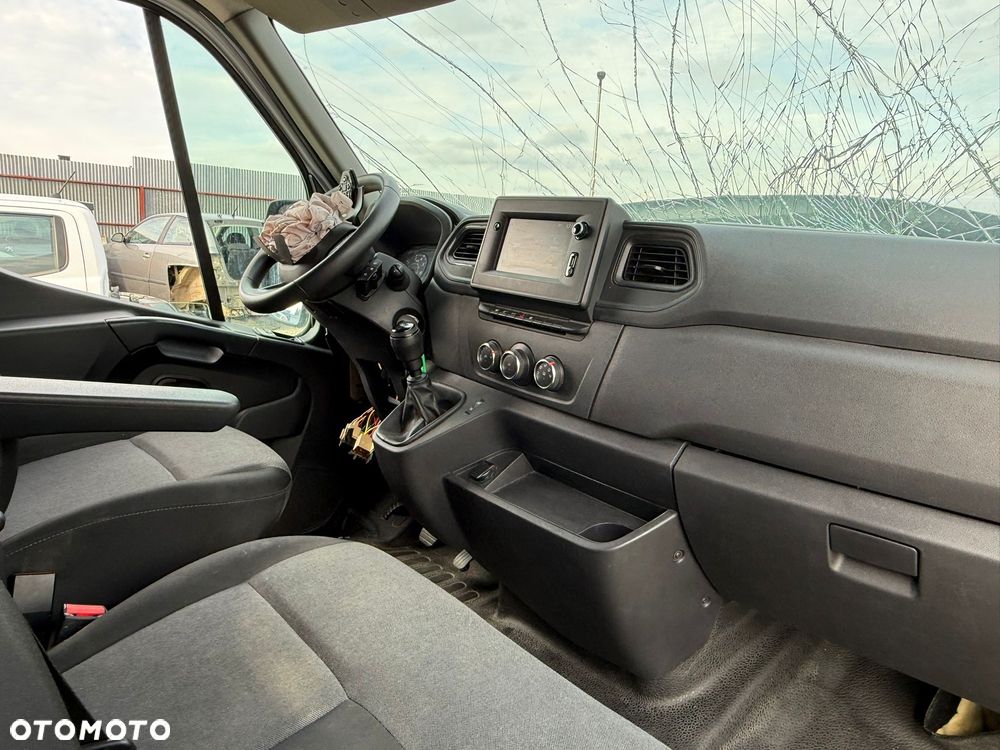Renault Master - 22