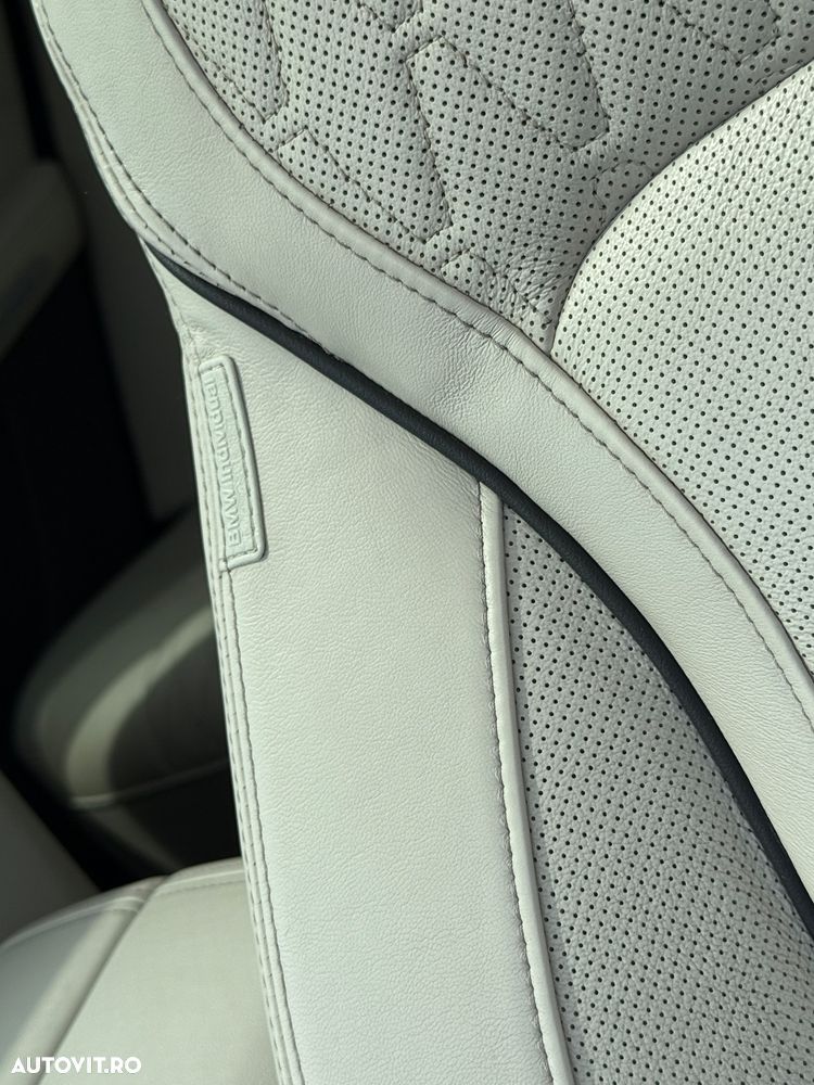 BMW X5 2023 — imagine 14
