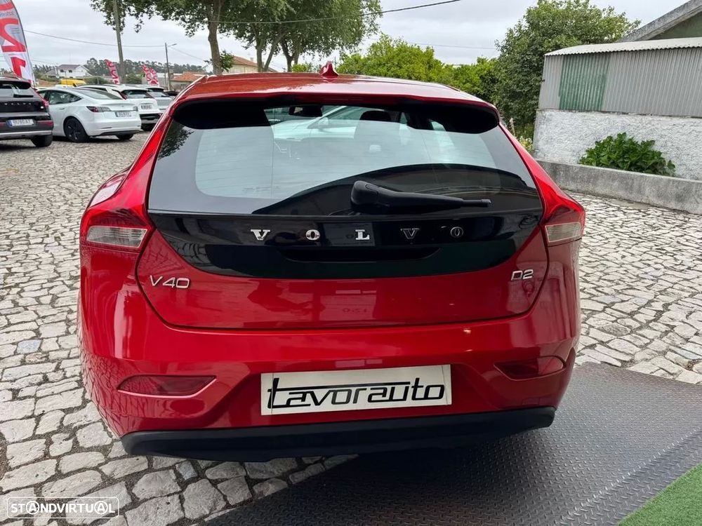 Volvo V40 2.0 D2 Momentum - 8