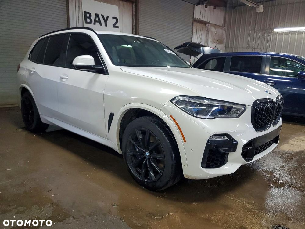 BMW X5 xDrive50i - 5
