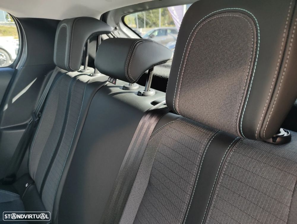 Peugeot e-208 50 kWh Allure - 26