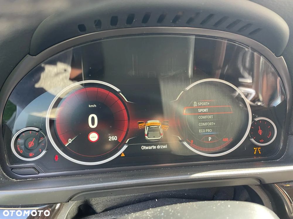 BMW Seria 5 525d Touring Luxury Line - 18