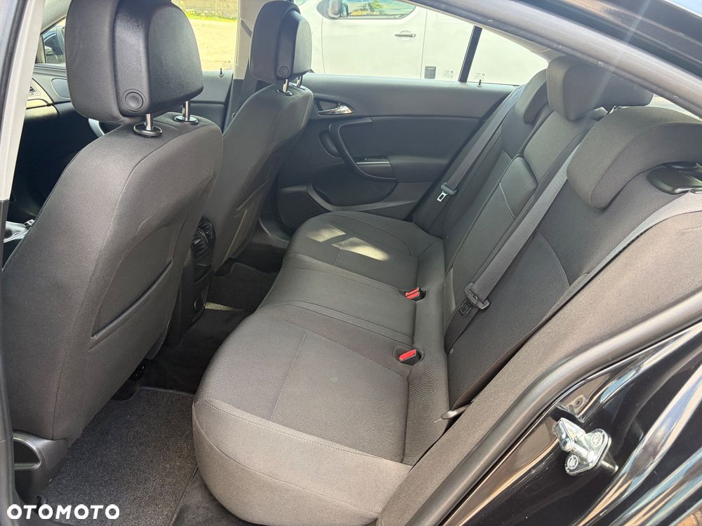 Opel Insignia 1.6 Turbo Edition - 25