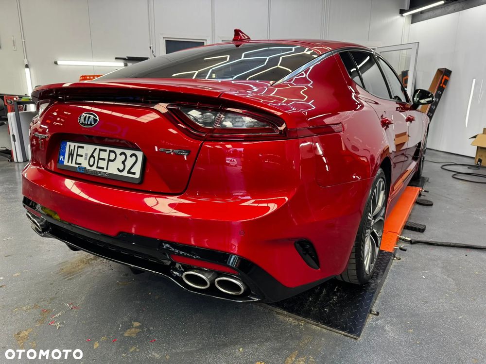 Kia Stinger 2.0 T-GDI GT Line - 9
