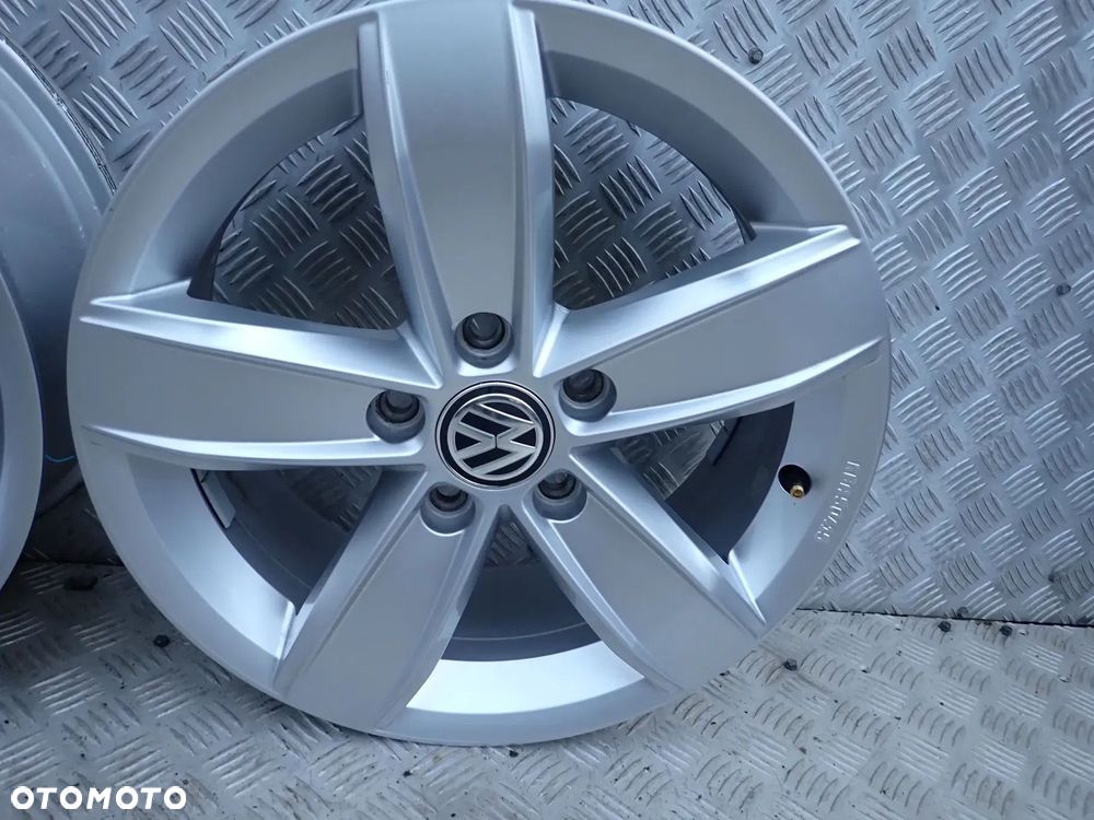 FELGI ALUMINIOWE VW T -ROC 2GA071496A 6,0X16 ET 43 5X112 - 7