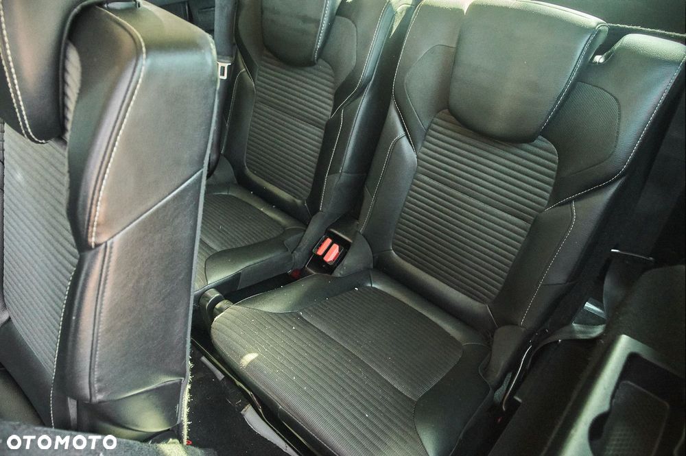 Renault Grand Scenic - 23