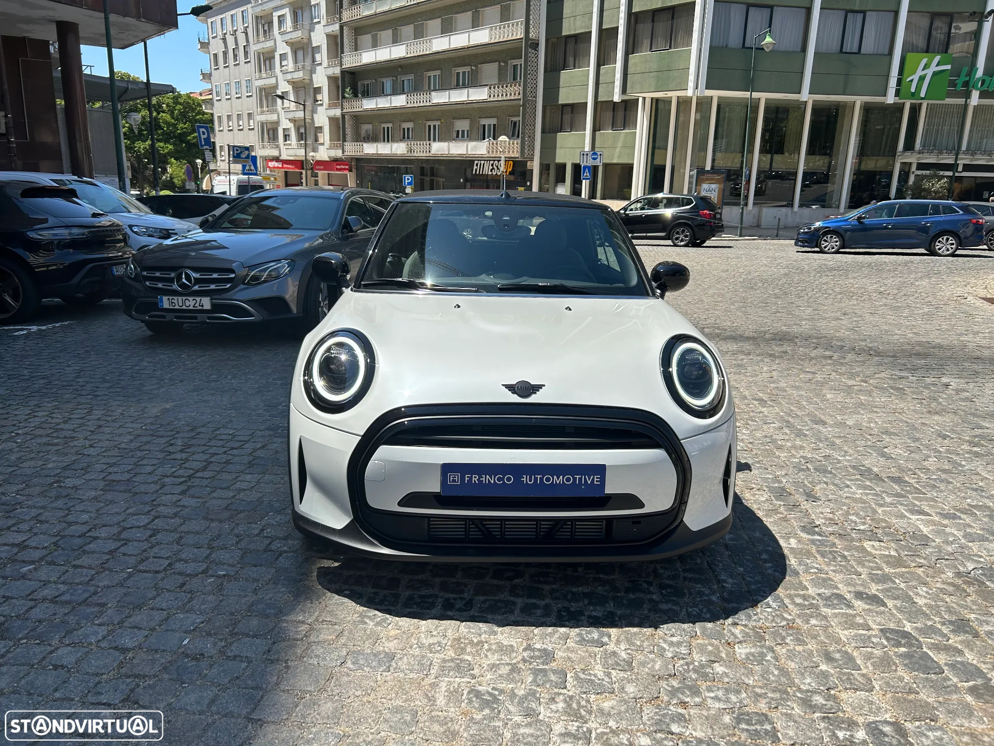 MINI Cabrio Cooper Classic Auto - 2