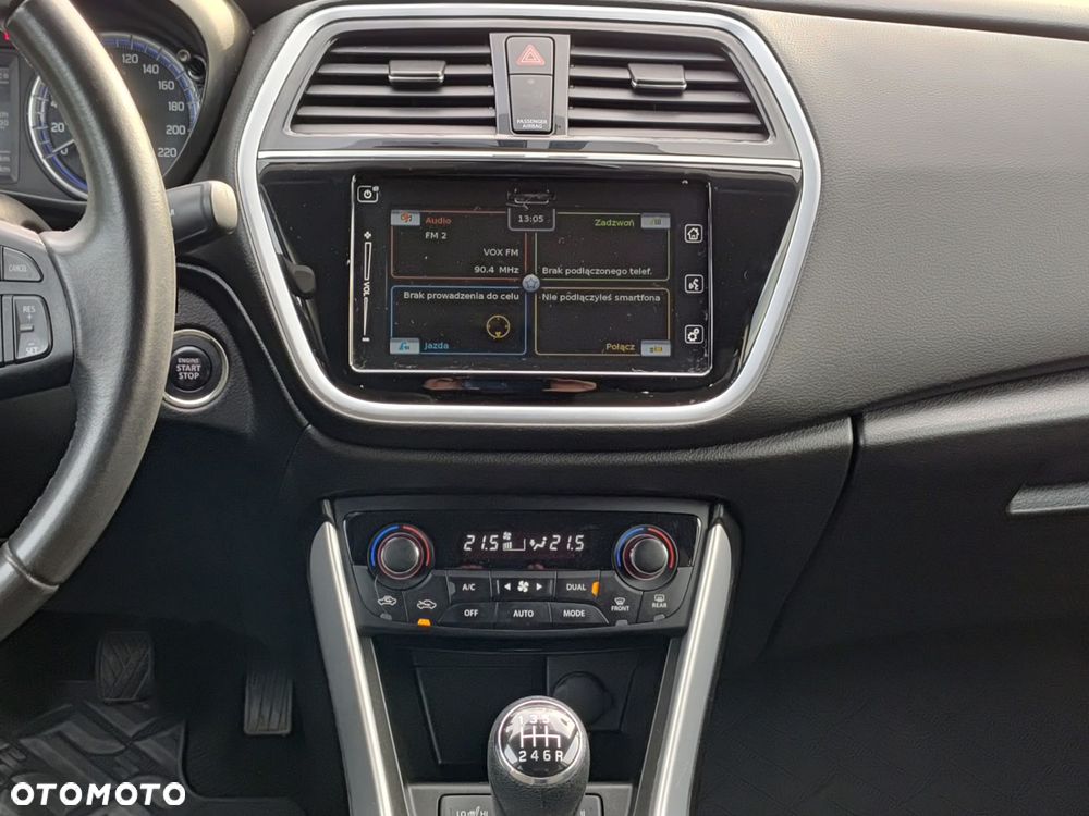 Suzuki SX4 S-Cross 1.4 T Premium - 14