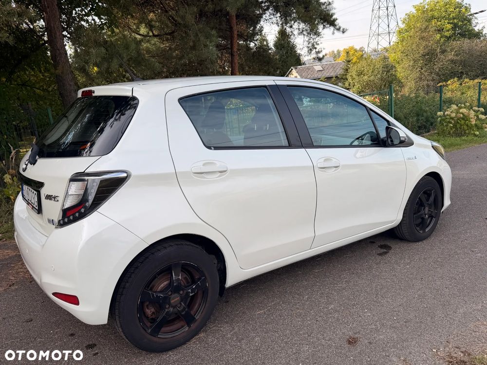 Toyota Yaris - 6