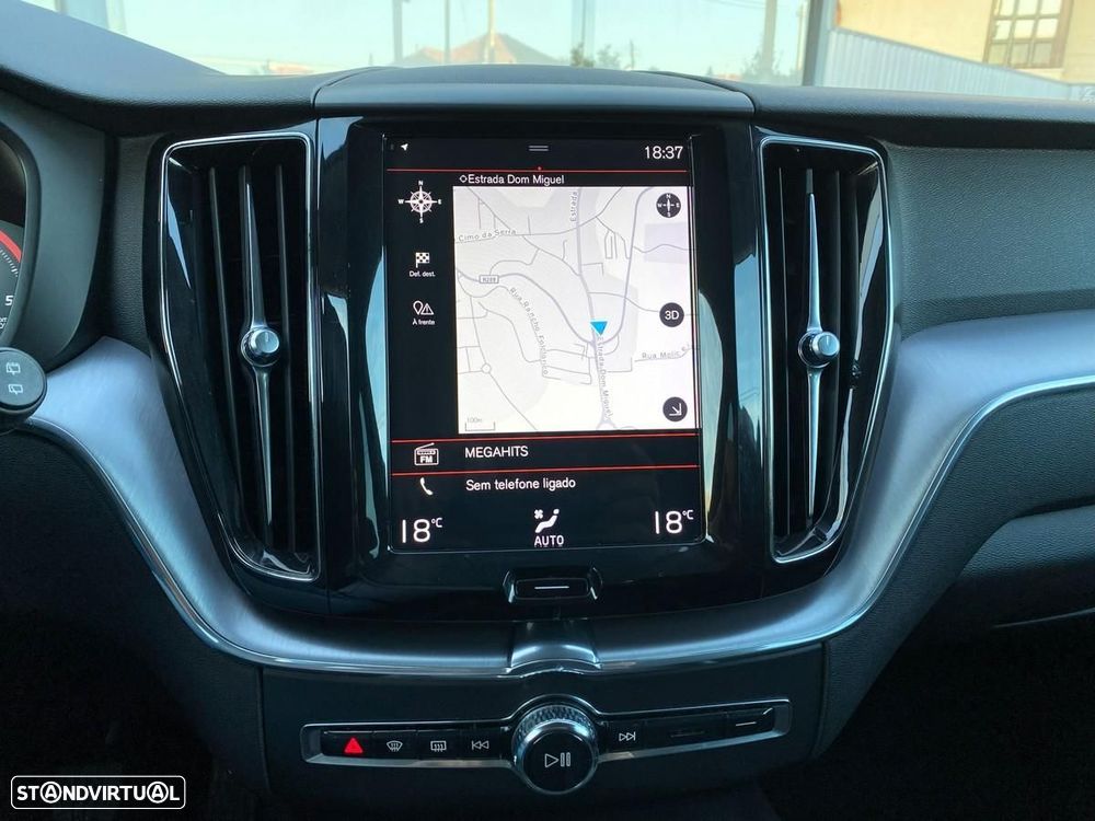 Volvo XC 60 2.0 D4 Momentum Plus - 12