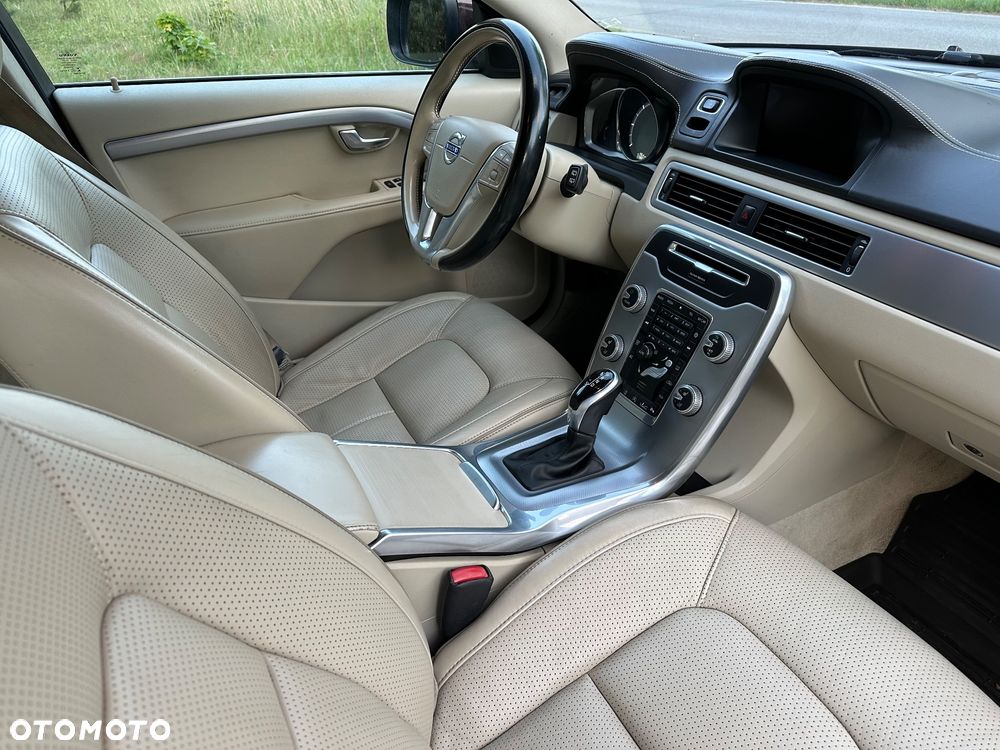 Volvo XC 70 D4 Geartronic Momentum - 16