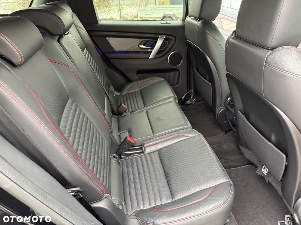 Land Rover Discovery Sport P200 R-Dynamic HSE - 24