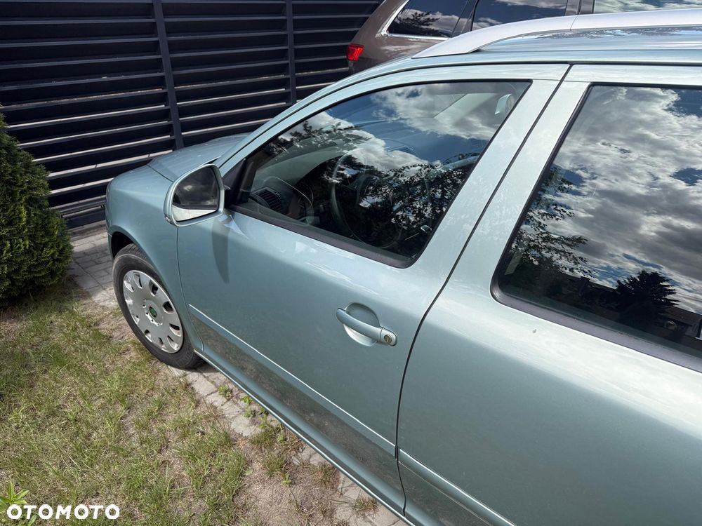 Skoda Octavia 1.4 TSI Ambiente - 6