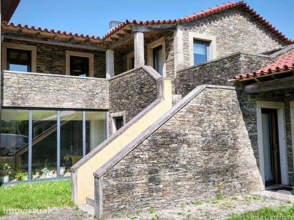 Moradia isolada T5 em Gondar e Orbacém de 401 m2 - Grande imagem: 5/40