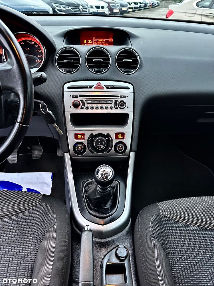 Peugeot 308 1.6 HDi Premium - 8