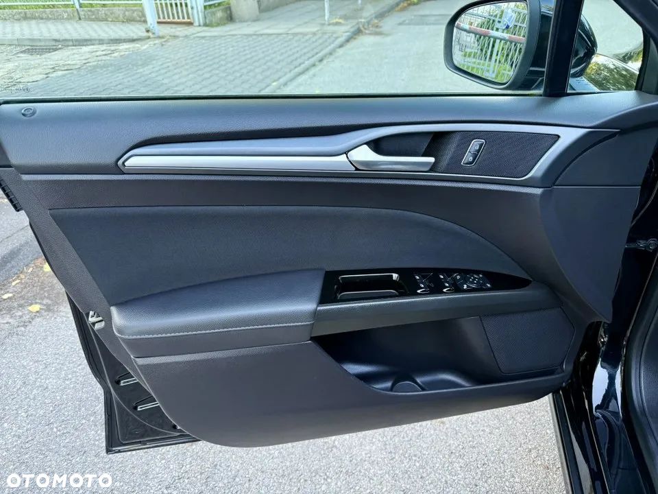 Ford Mondeo Turnier 2.0 TDCi Start-Stopp Titanium - 19