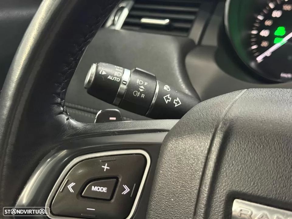 Land Rover Range Rover Evoque - 23