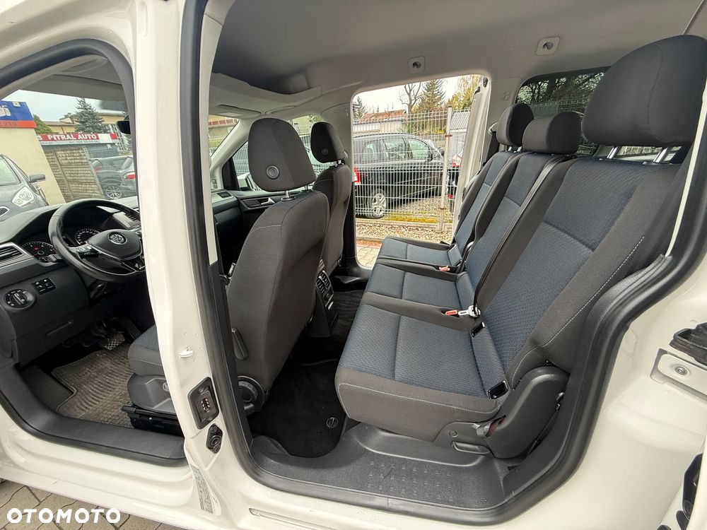 Volkswagen Caddy Maxi 2.0 TDI Highline DSG - 26