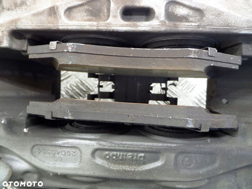 zaciski tarcze hamulcowe lewy prawy przednie a klasa w177 2.0 b amg a35 - 8