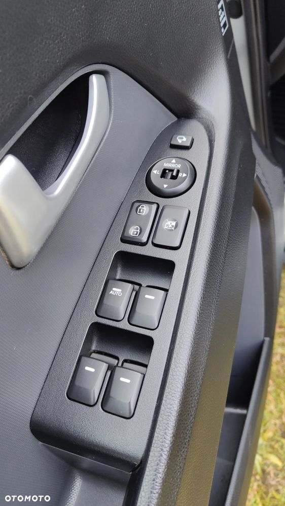 Kia Sportage 1.7 CRDI L 2WD - 23