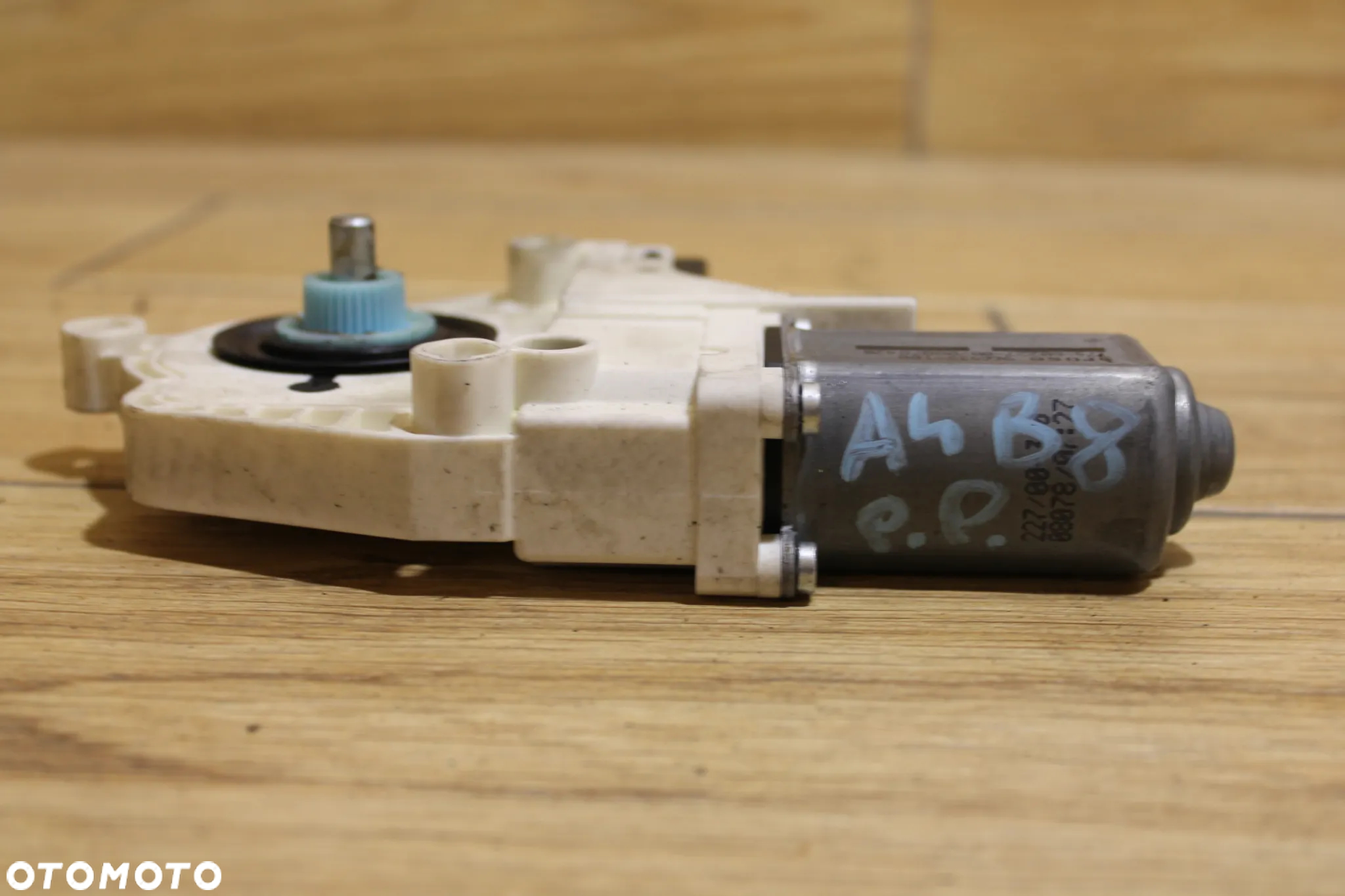 Silnik Podnoszenia Szyby Przedni Prawy  Audi A4 B8 A6 C7 8K0959802B - 5