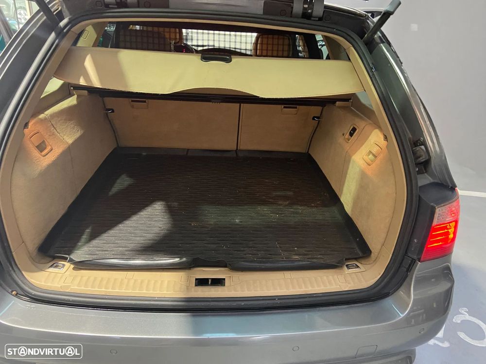 BMW 520 dA Executive - 11
