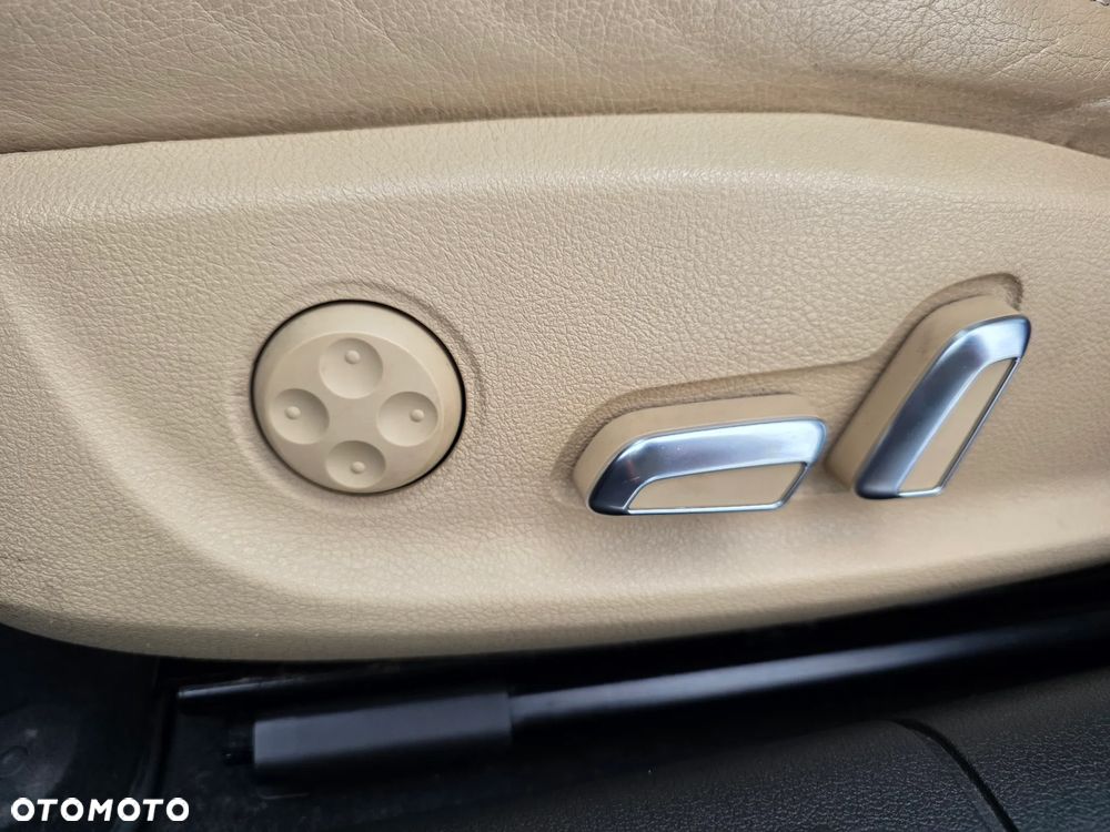 Audi A4 Limousine - 6