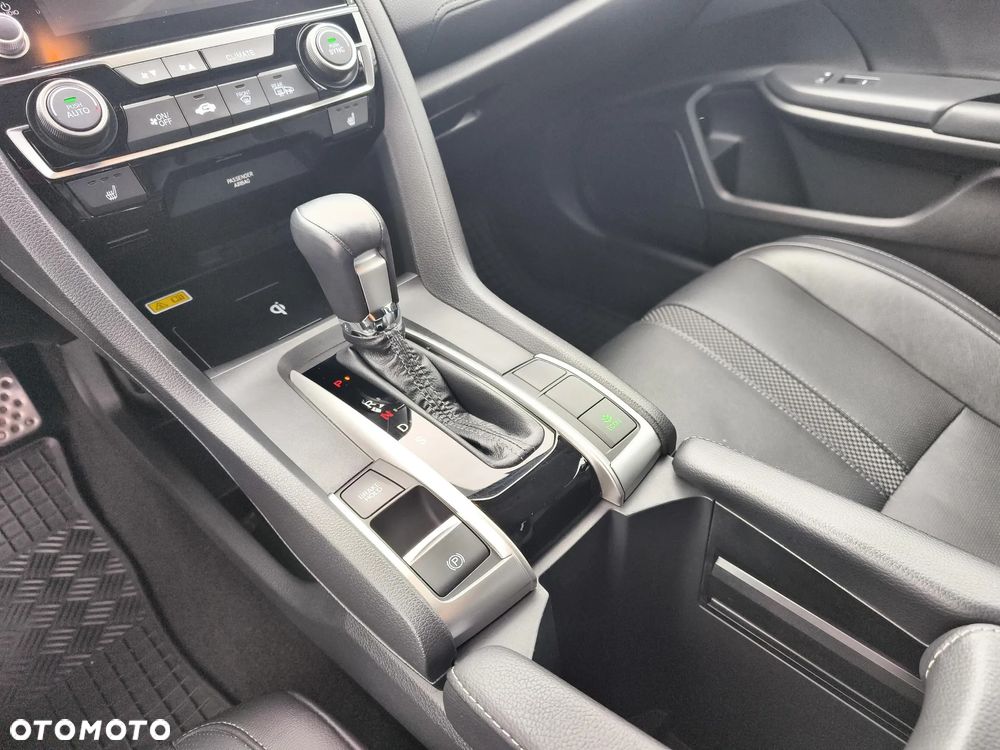 Honda Civic 1.5 T Executive CVT - 14