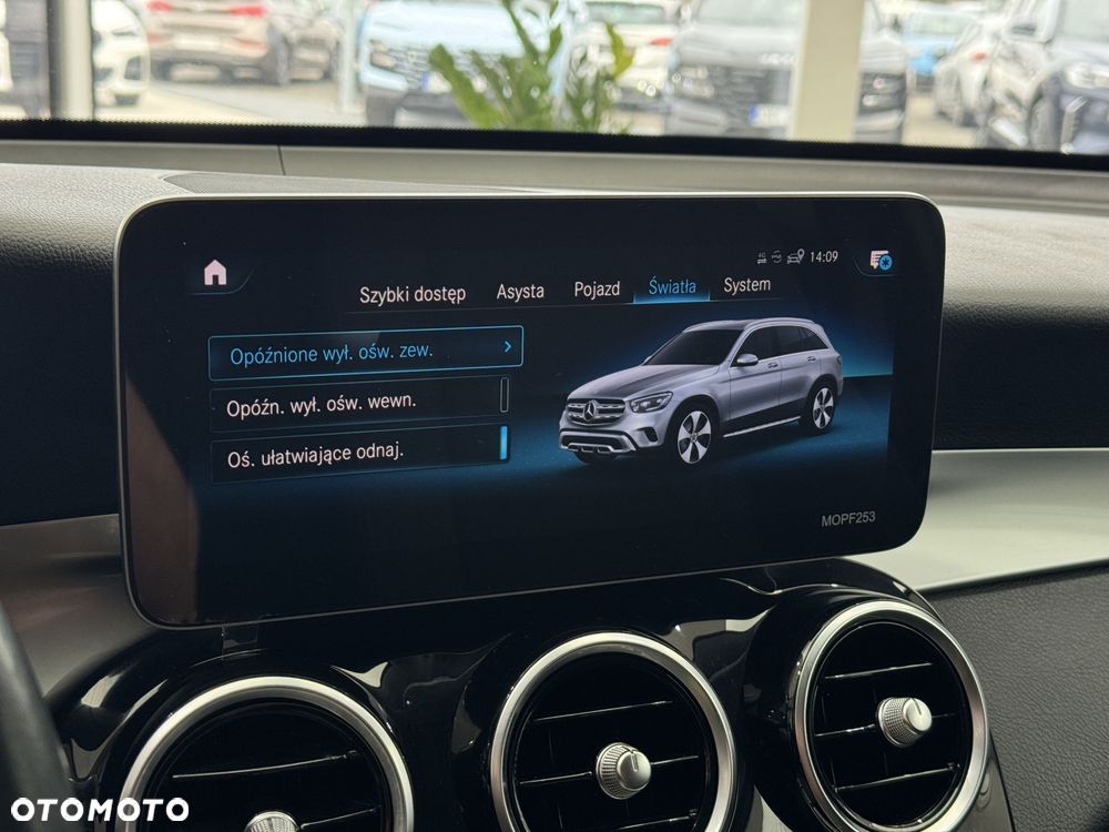 Mercedes-Benz GLC - 35