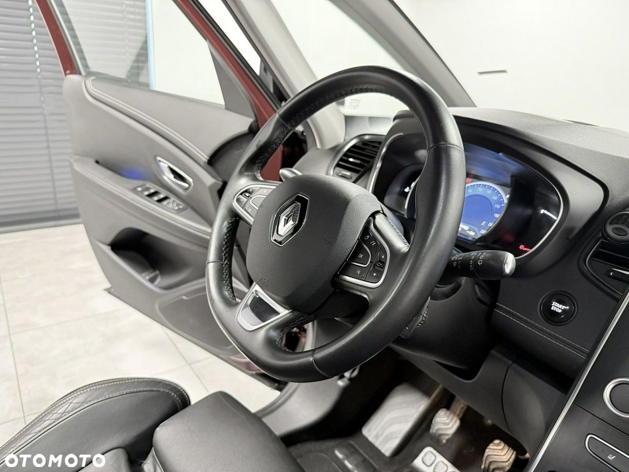 Renault Scenic - 30