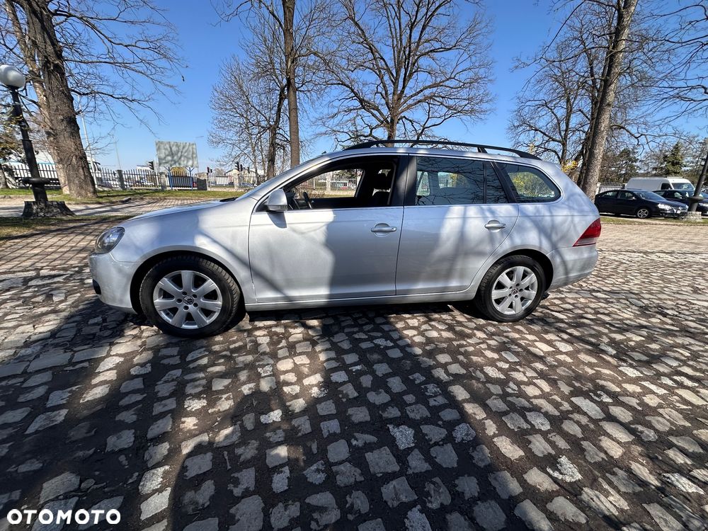 Volkswagen Golf 1.6 TDI DPF Style - 30